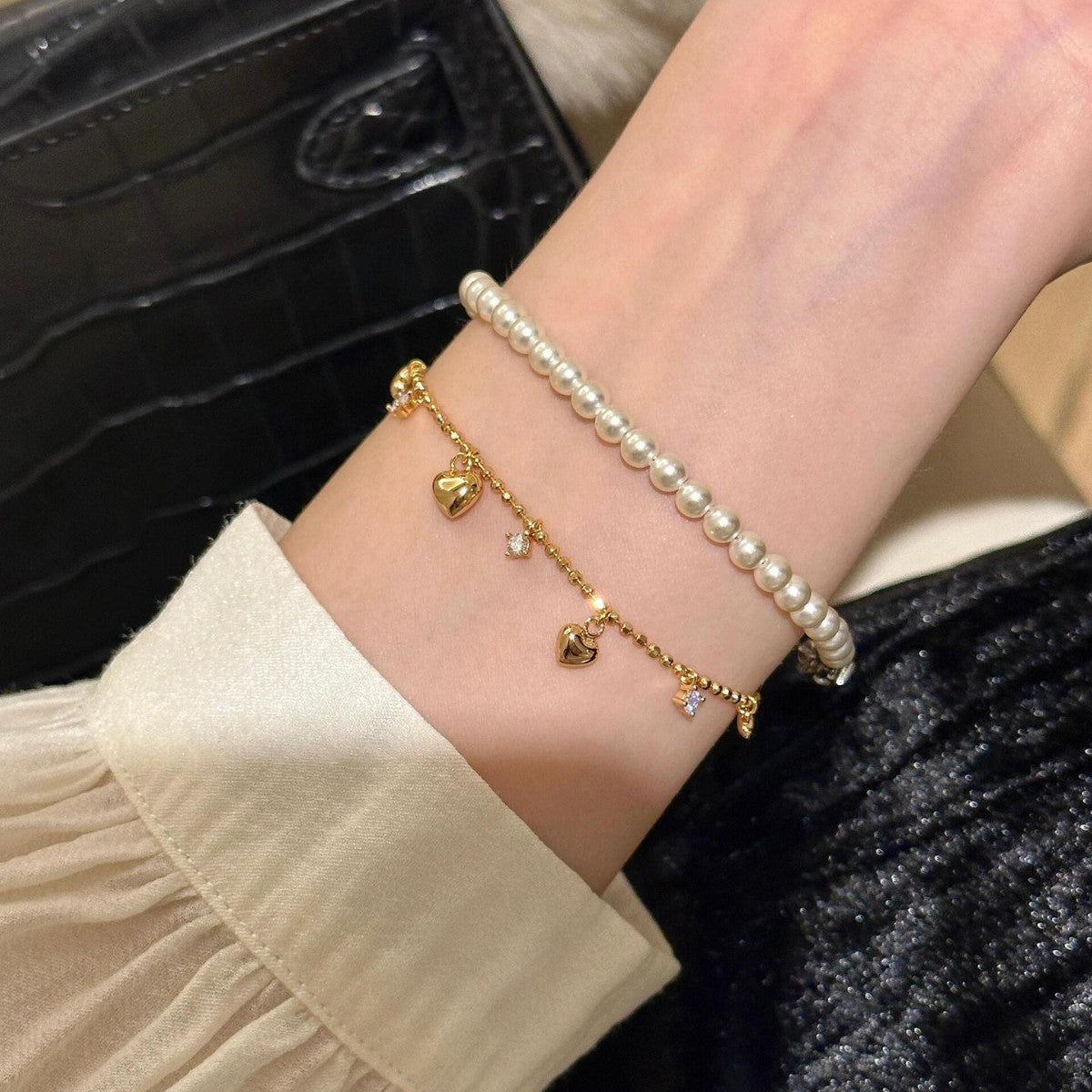 Heart Charm Bracelet in Gold Plated 925 Sterling Silver, Crystal Drops