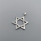 Star of David Necklace Gift Set in 925 Sterling Silver, Pendant and 18 Inch Chain