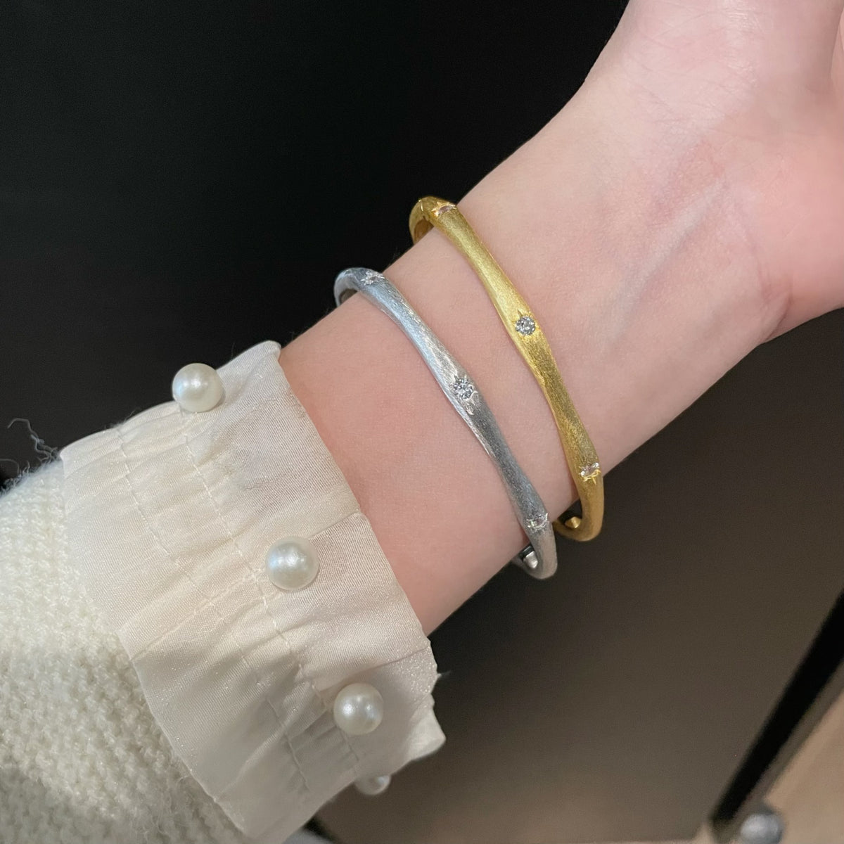 Star Bangle Bracelet in 925 Sterling Silver, Matte Finish Open Cuff