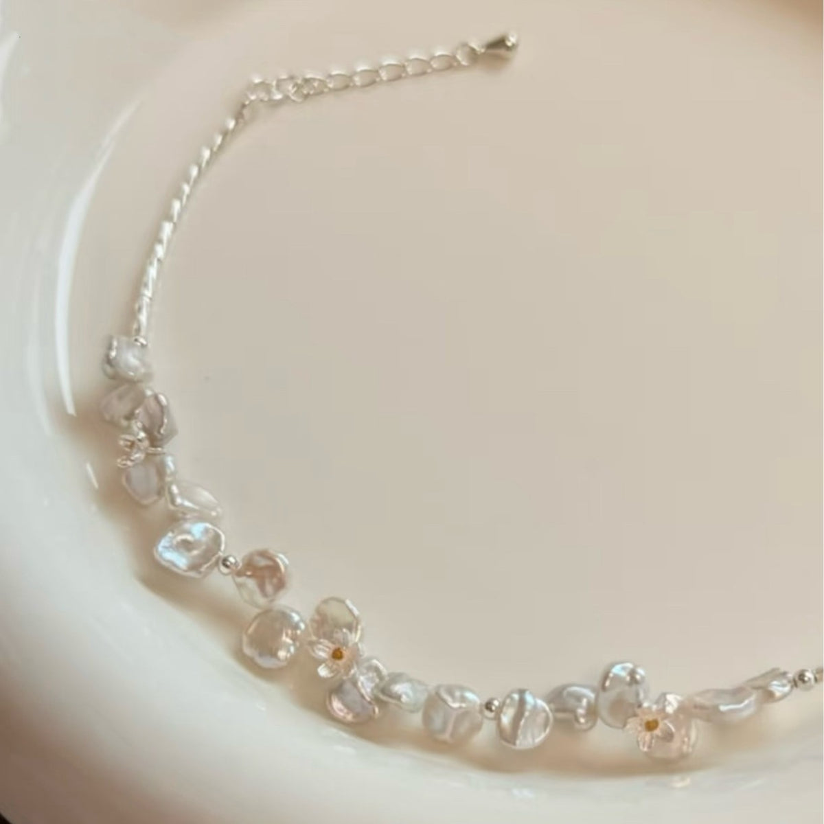 Baroque Pearl Flower Bracelet in 925 Sterling Silver, Freshwater Pearls