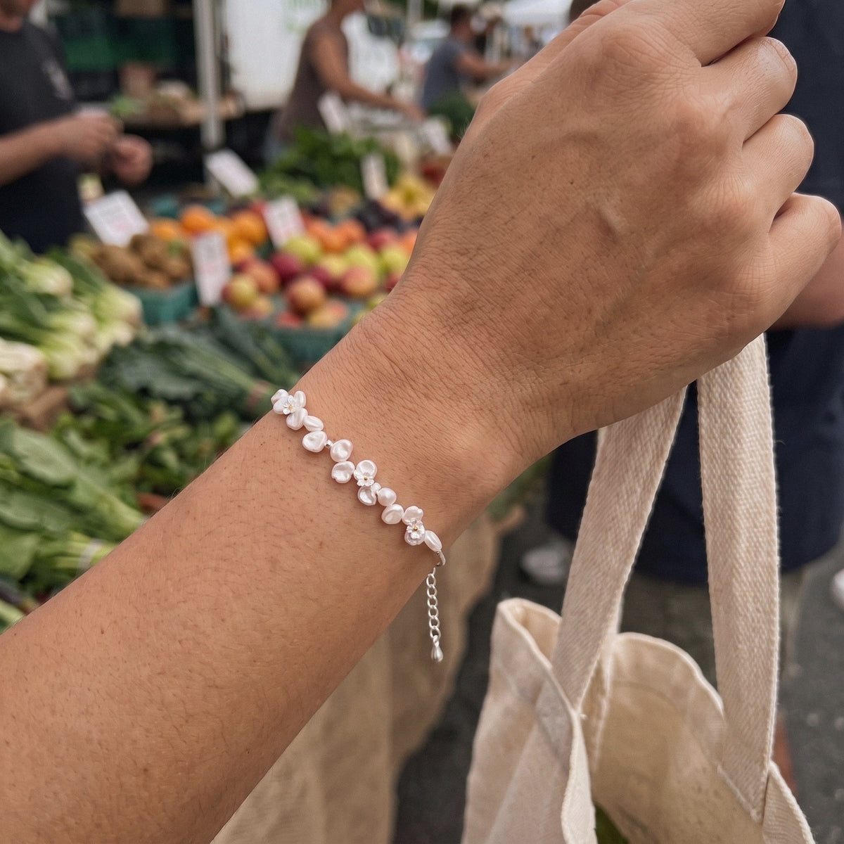 Baroque Pearl Flower Bracelet in 925 Sterling Silver, Freshwater Pearls - everyday wear