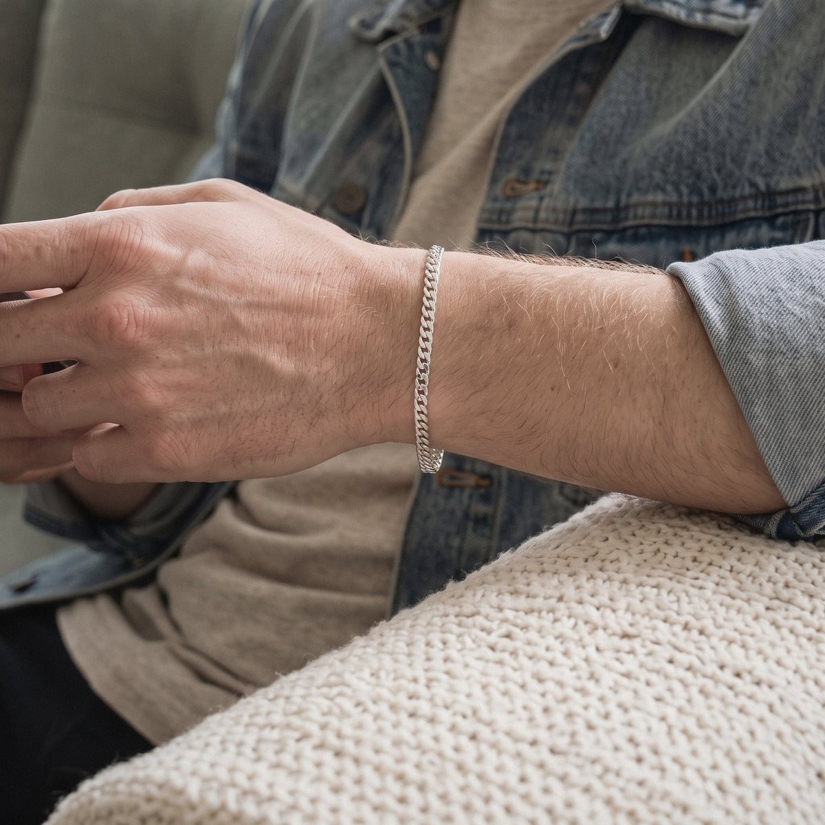 Cuban Link Bracelet in 925 Sterling Silver, 4 mm - everyday wear