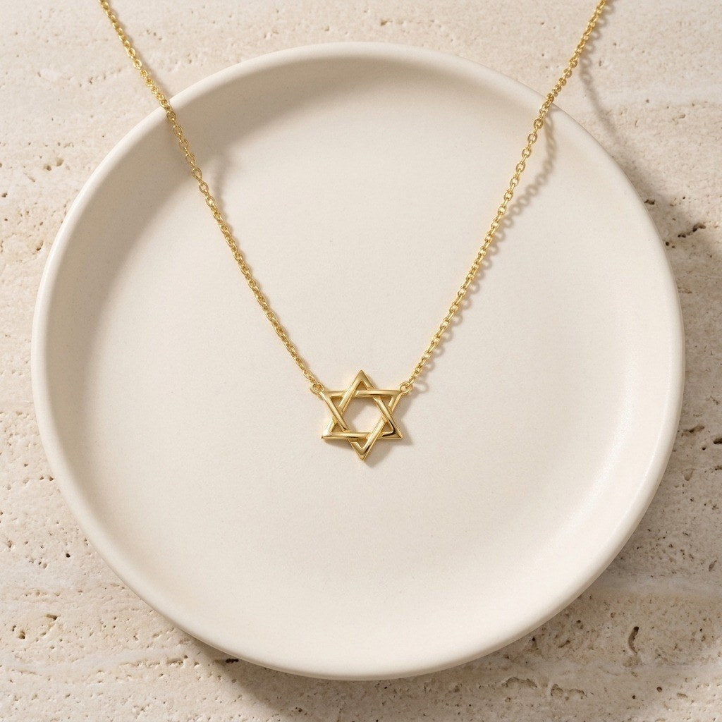 Interlocked Star of David Necklace in 925 Sterling Silver - Gold - Classic