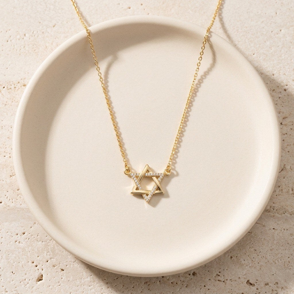 Interlocked Star of David Necklace in 925 Sterling Silver - Gold - Pavé