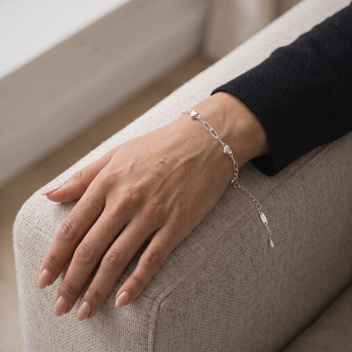 Paperclip Heart Bracelet in 925 Sterling Silver - worn