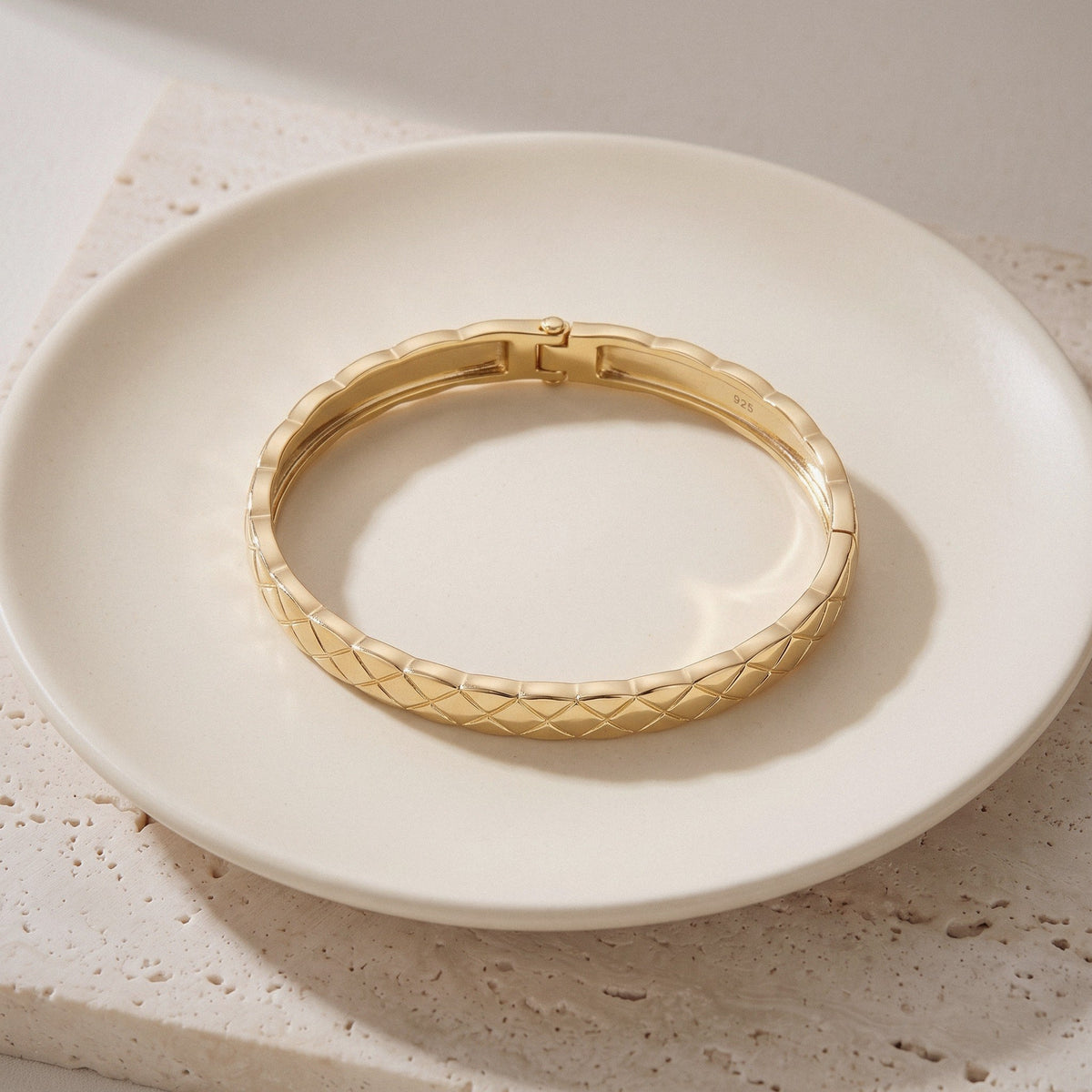 Quilted Bangle Bracelet in 925 Sterling Silver, Narrow or Wide Pavé - Narrow plain - Gold