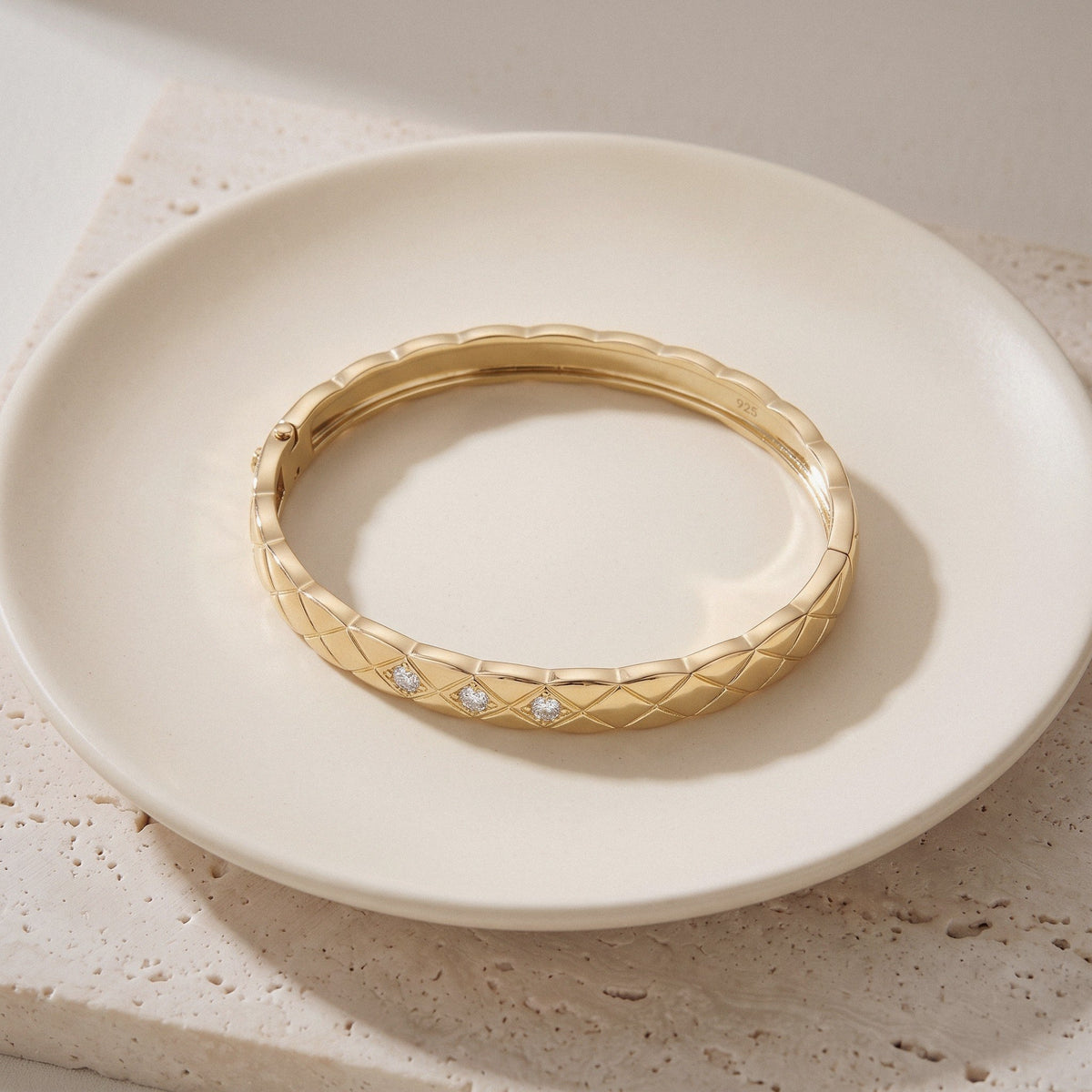 Quilted Bangle Bracelet in 925 Sterling Silver, Narrow or Wide Pavé - Narrow with stones - Gold