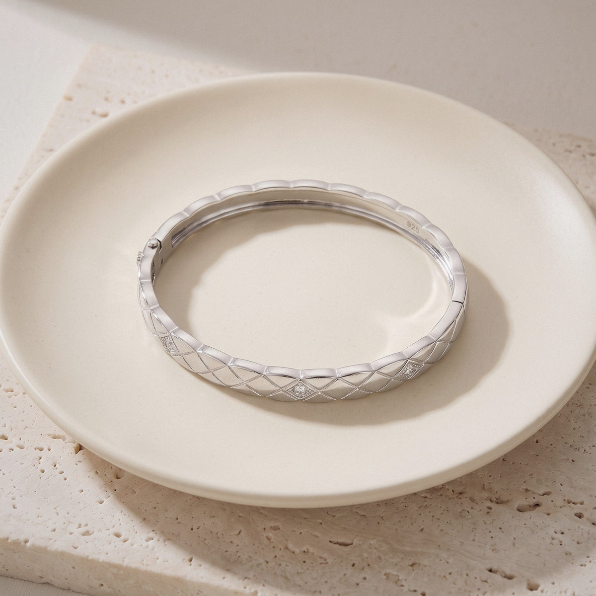 Quilted Bangle Bracelet in 925 Sterling Silver, Narrow or Wide Pavé - Narrow with stones - Silver