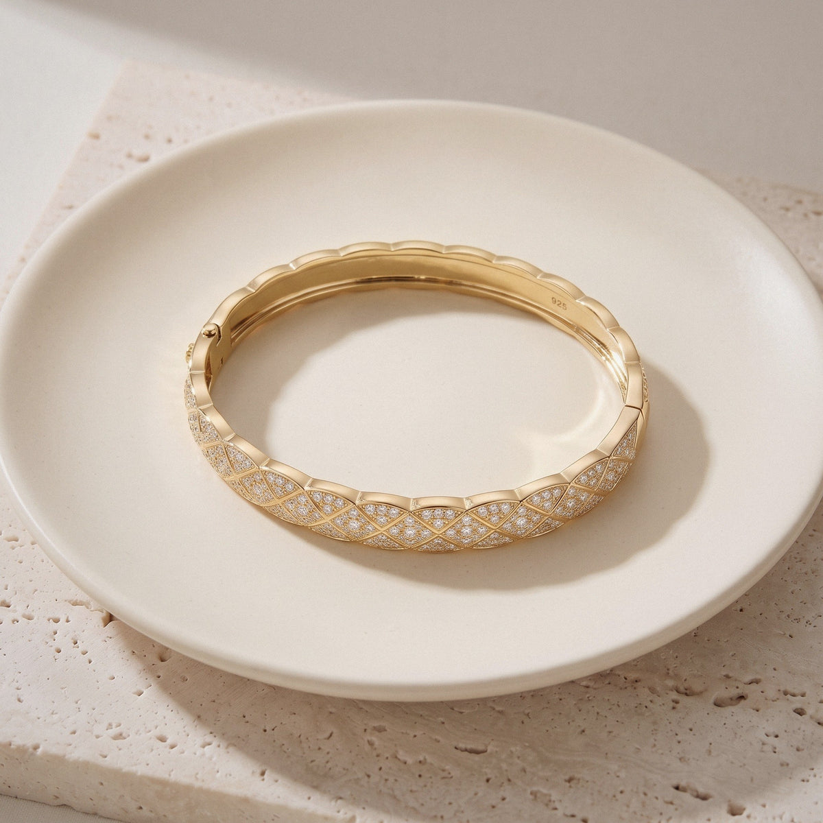 Quilted Bangle Bracelet in 925 Sterling Silver, Narrow or Wide Pavé - Wide pave - Gold