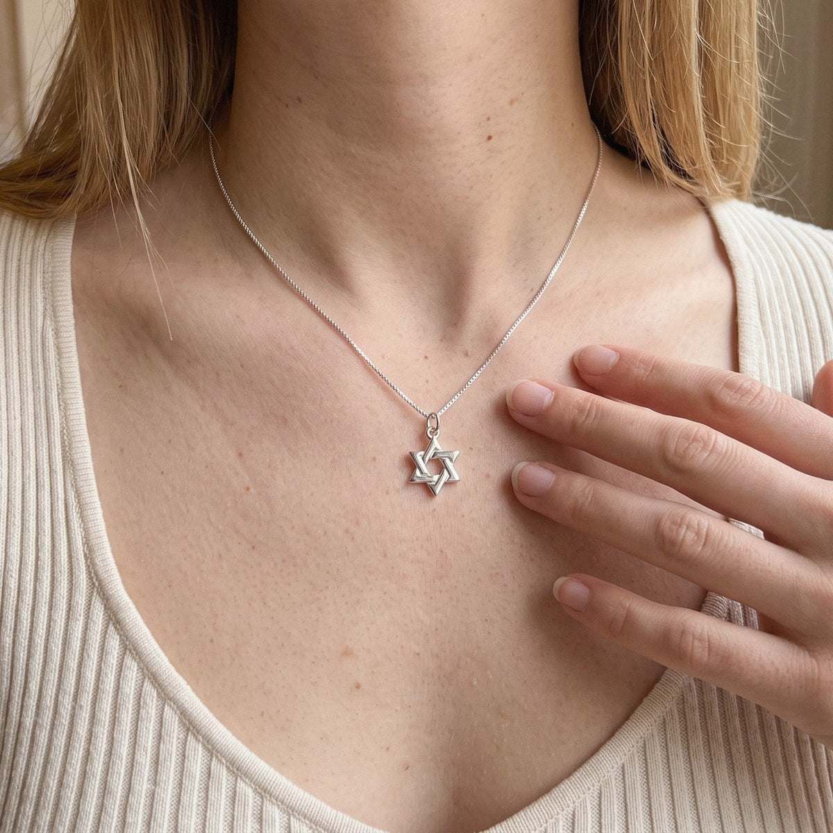 Small Star of David Necklace in 925 Sterling Silver, Interlocked, 18 Inch Chain - everyday wear