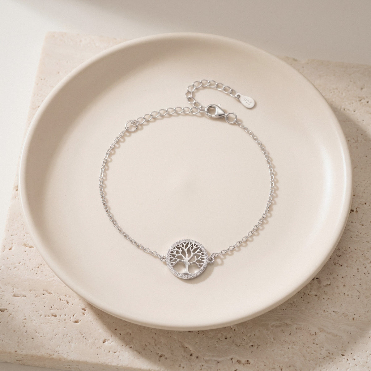 Tree of Life Bracelet in 925 Sterling Silver, Round Openwork Charm